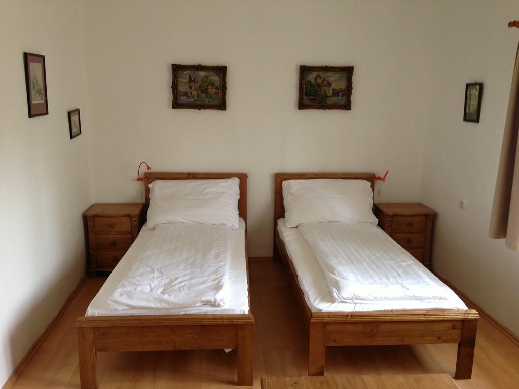 Vida-Lak Villa Berekfurdo Room photo